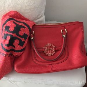 Tory burch red purse medium size. Original.
